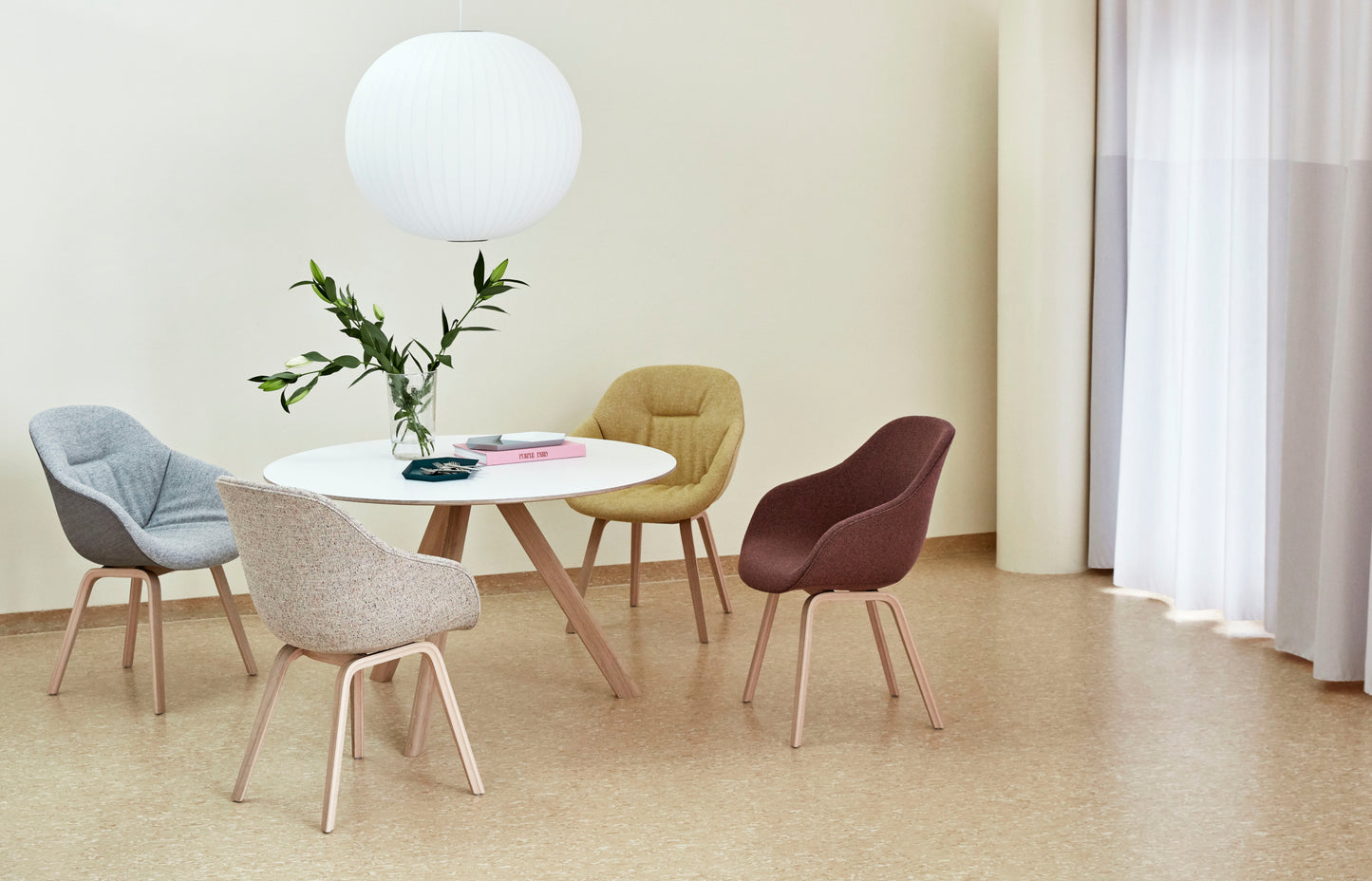 HAY CPH20 pöytä Ø120 valkoinen laminaatti/tammi