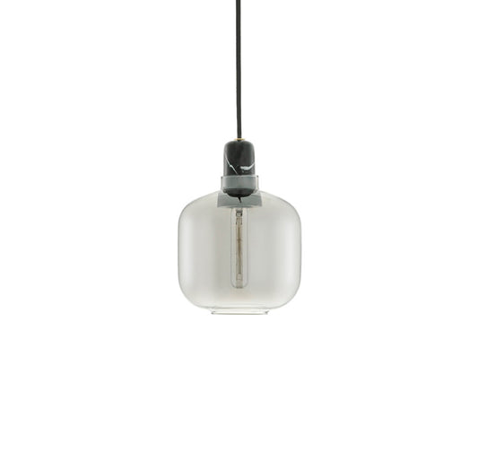 Normann Copenhagen Amp valaisin pieni savunharmaa/musta