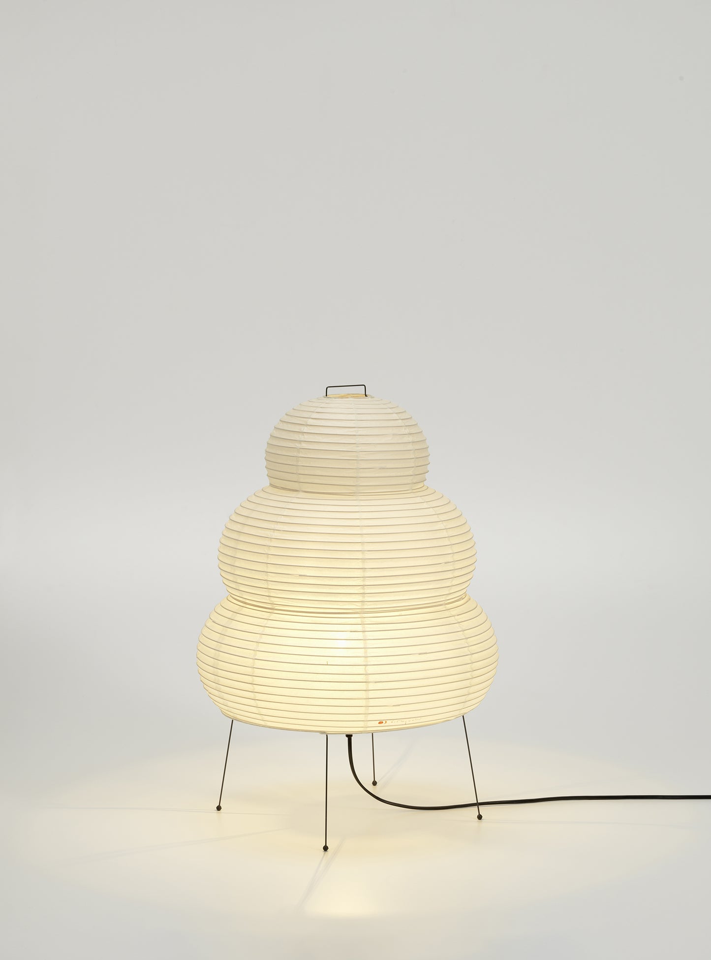 Vitra Akari 24N pöytävalaisin