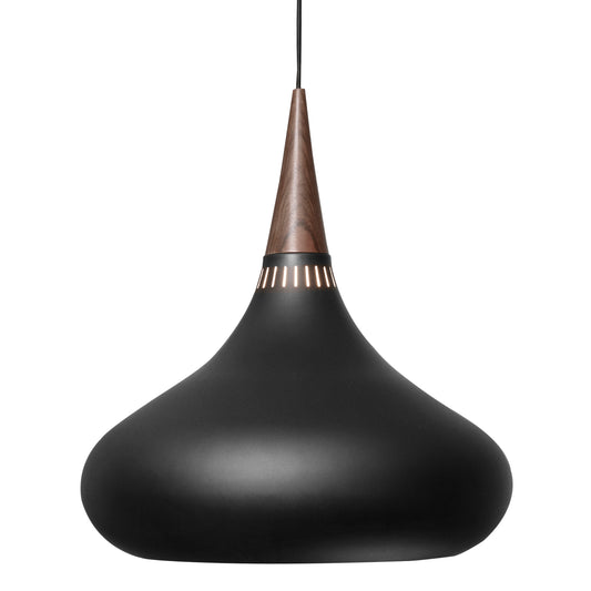 Fritz Hansen Orient P2 valaisin musta