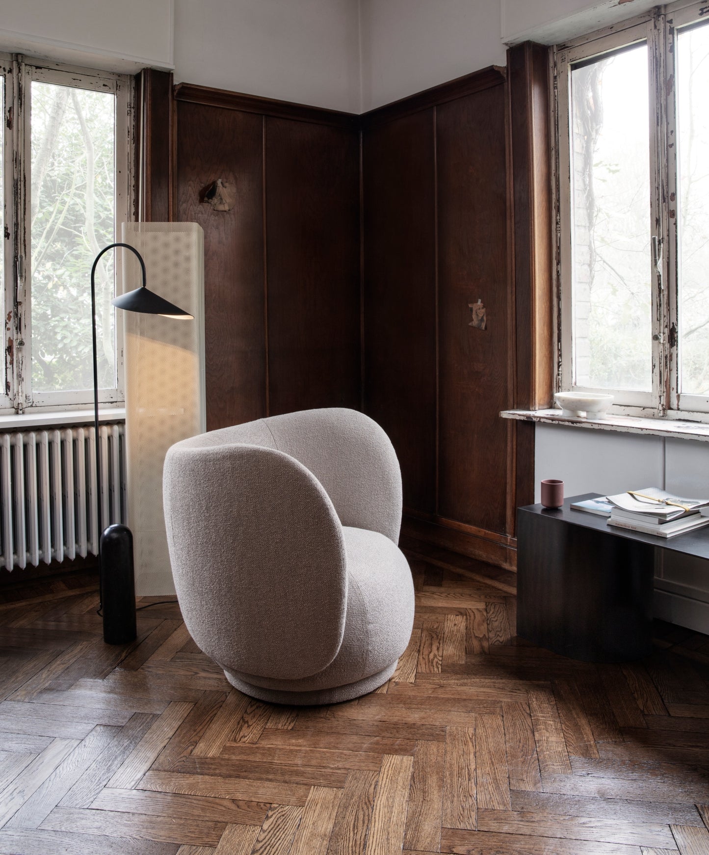 Ferm Living Rico lepotuoli luonnonvalkoinen