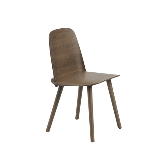 Muuto Nerd tuoli tummanruskea