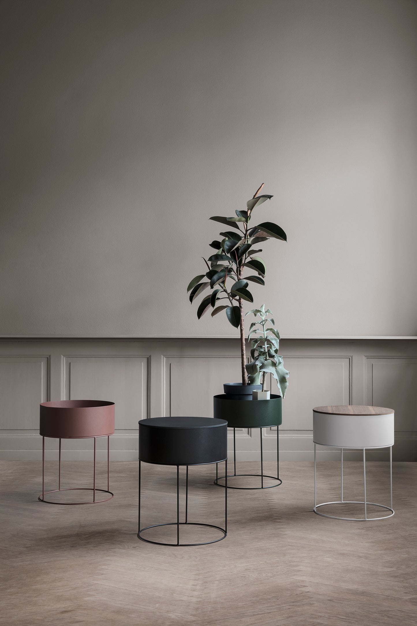 Ferm Living Plant box pyöreä musta