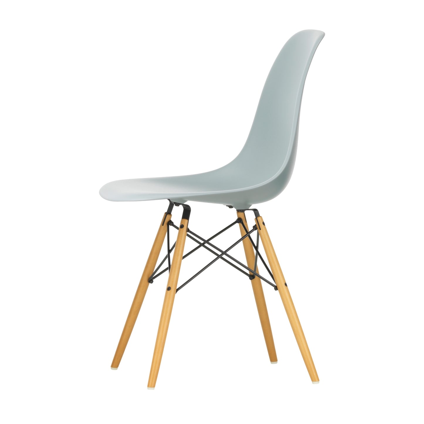 Vitra Eames DSW tuoli vaaleanharmaa/vaahtera