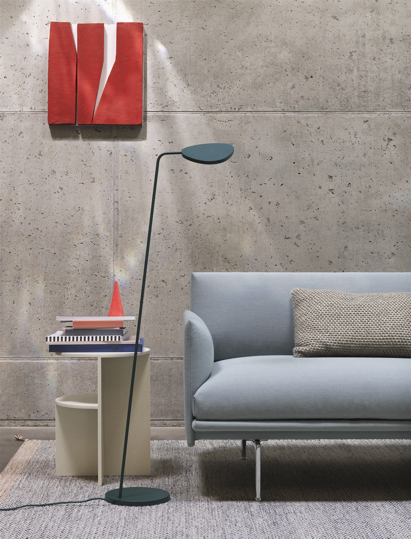 Muuto Leaf lattiavalaisin tummanvihreä