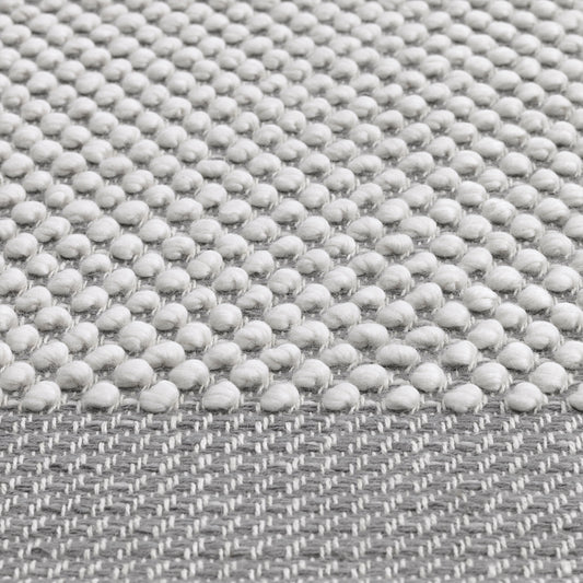Muuto Pebble matto 200x300 vaaleanharmaa