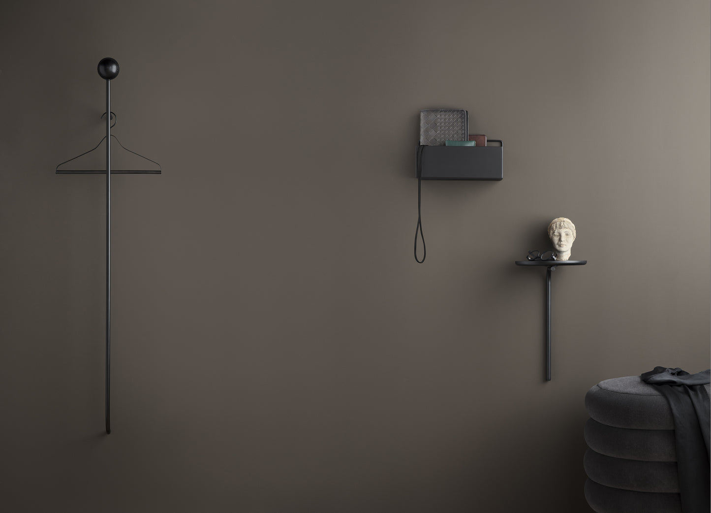 Ferm Living Pujo seinänaulakko