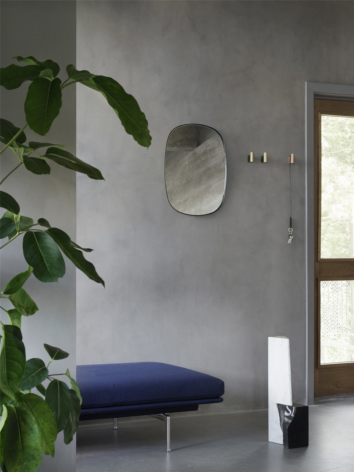 Muuto Framed peili S tummanvihreä/kirkas