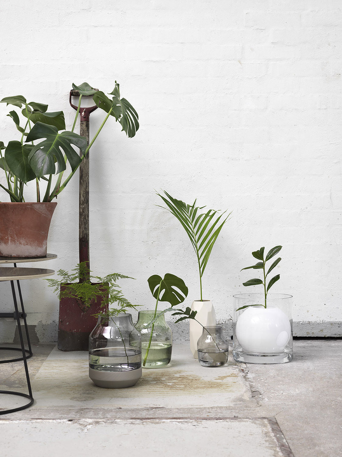 Muuto Silent maljakko harmaa