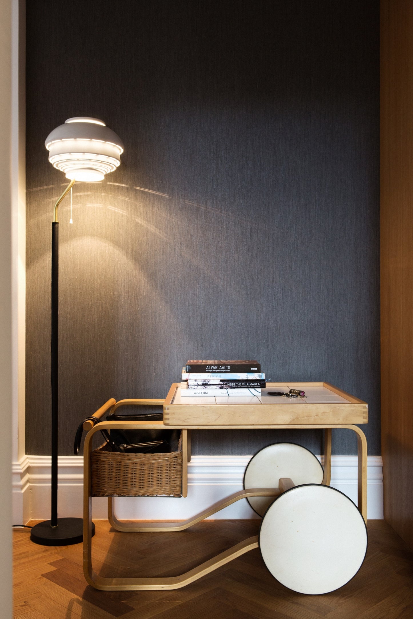 Artek A808 lattiavalaisin valkoinen