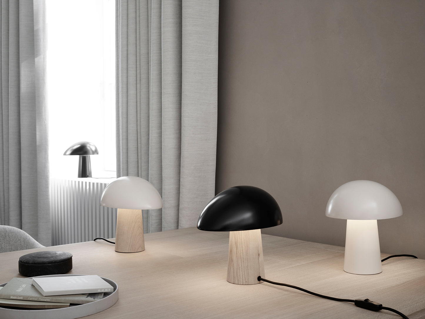 Fritz Hansen Night Owl pöytävalaisin Midnight blue