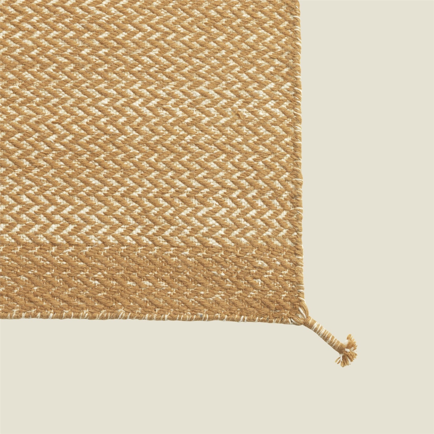 Muuto Ply matto 80x200 okra