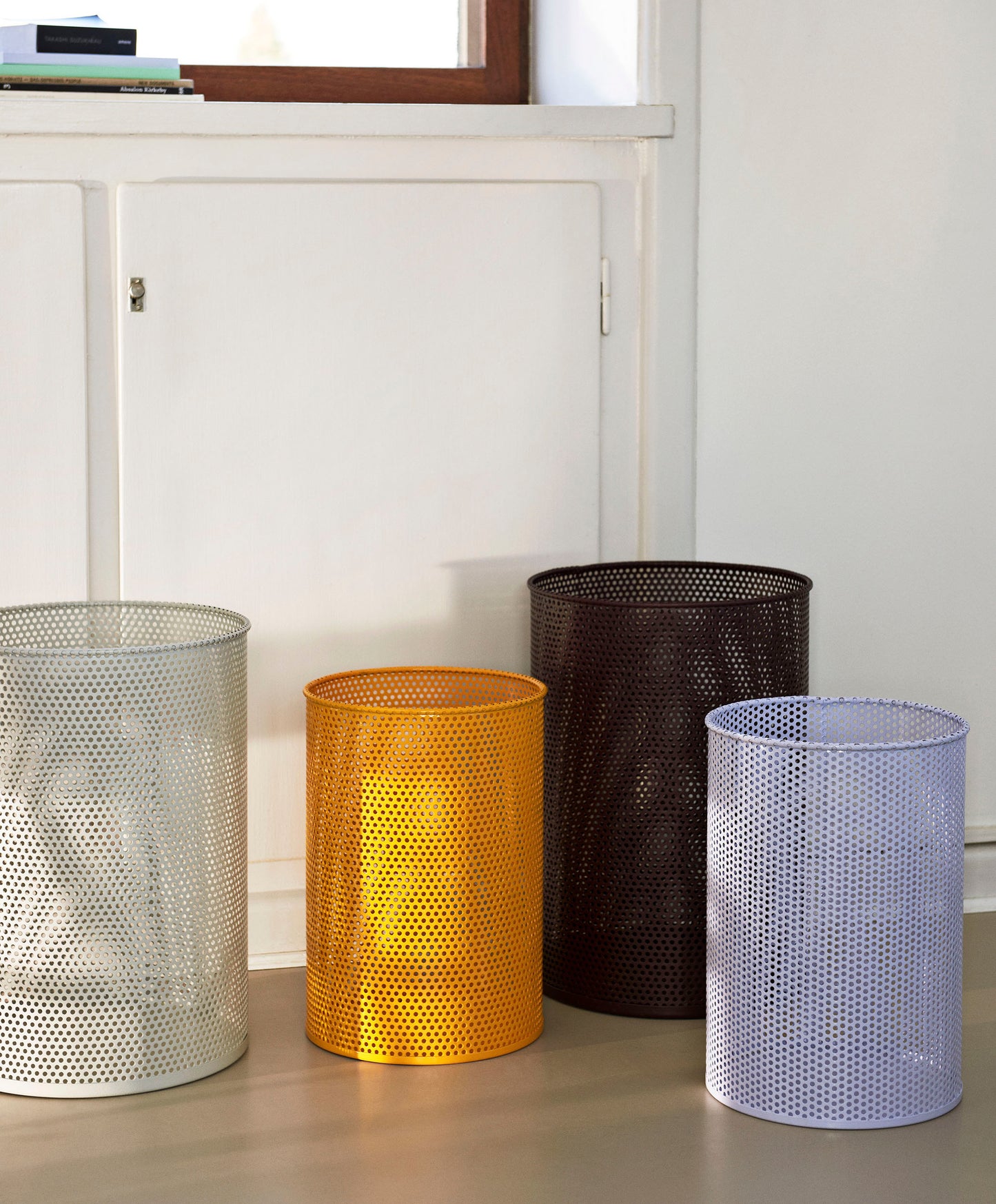 HAY Perforated Bin M laventeli