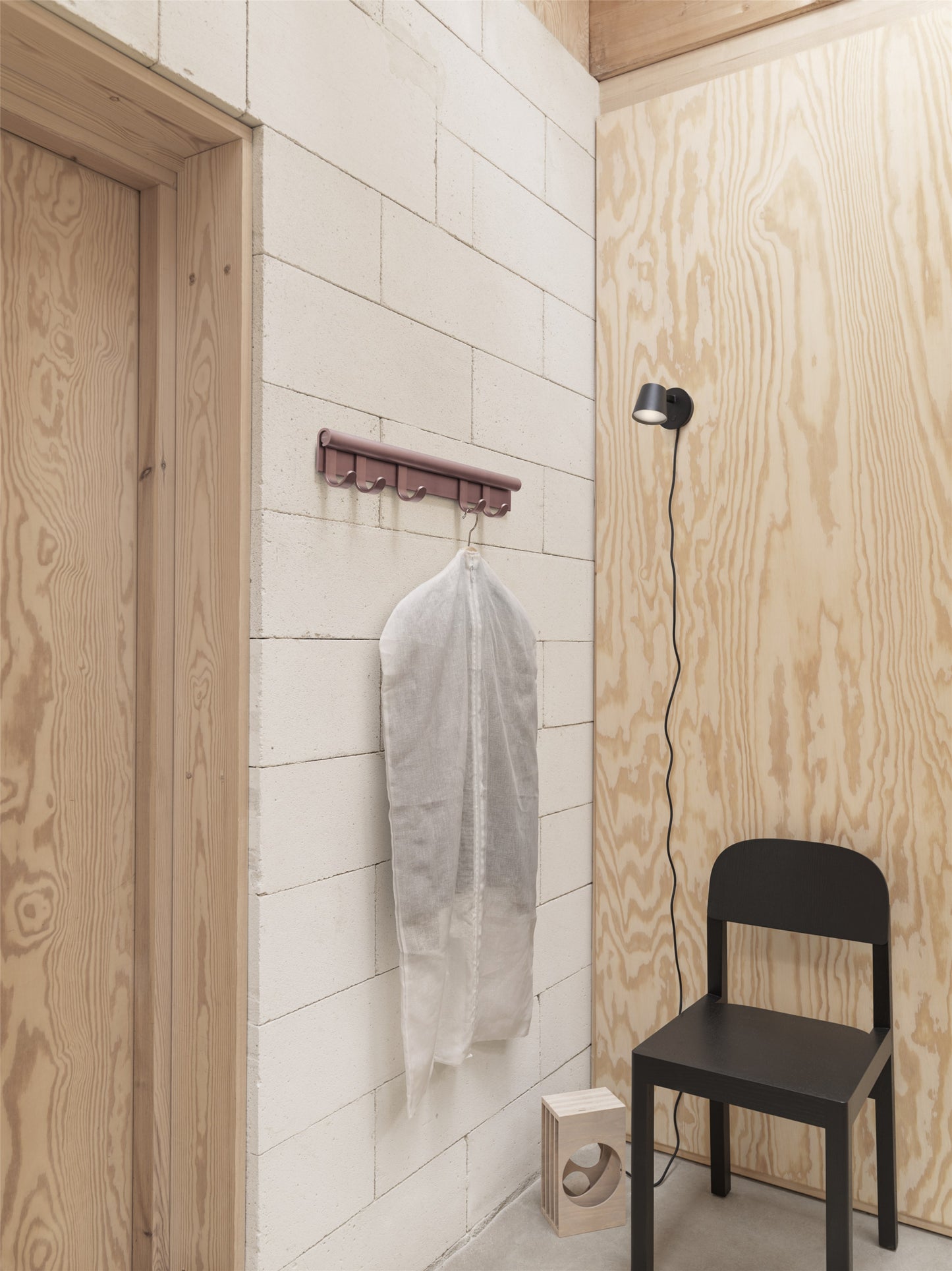 Muuto Workshop tuoli musta