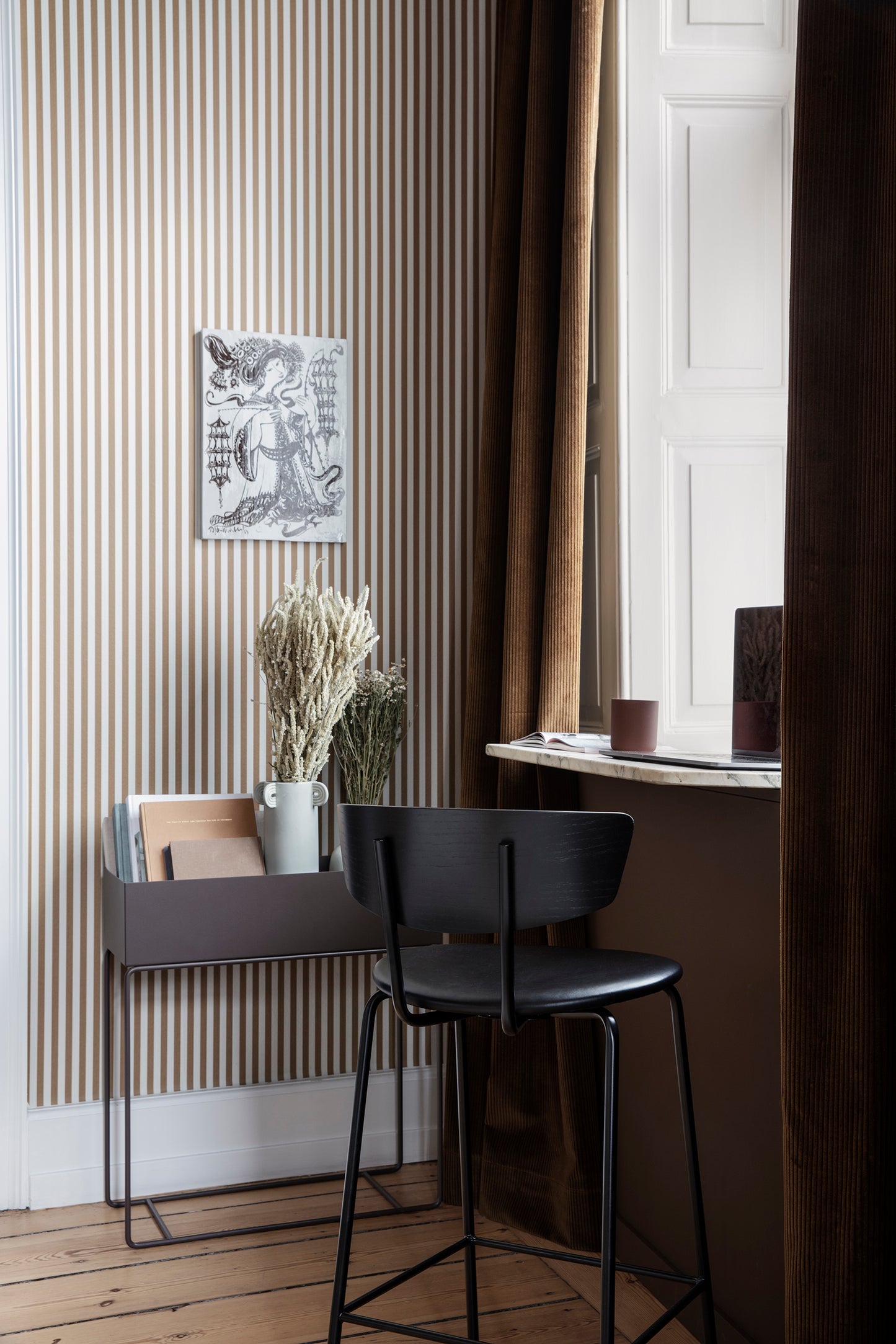 Ferm Living Plant box taupe