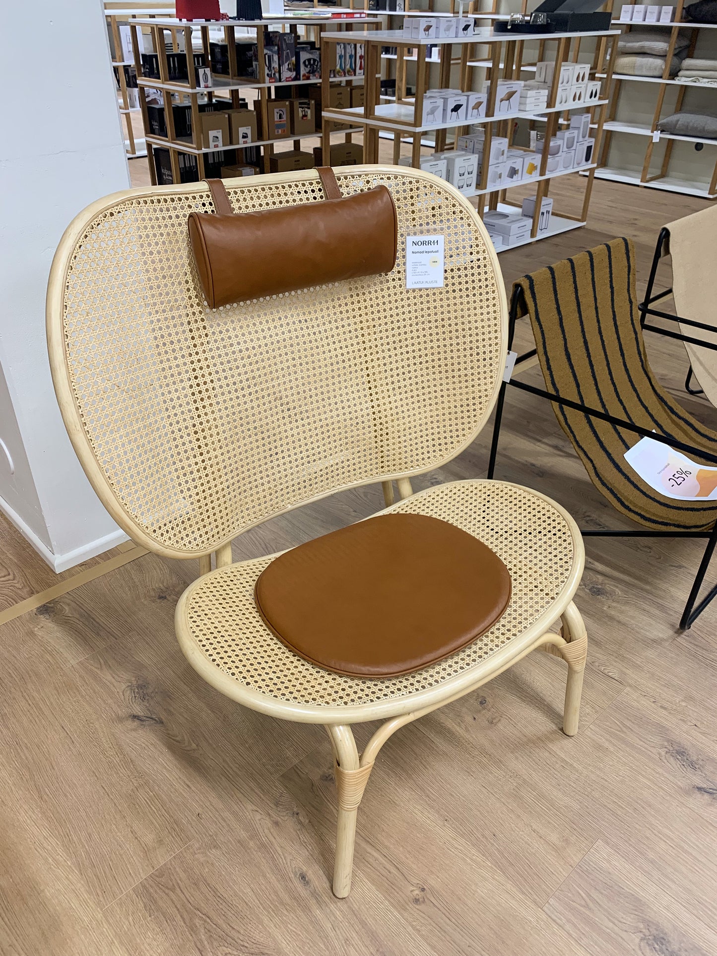 NORR11 Nomad lepotuoli (Myymälämalli)