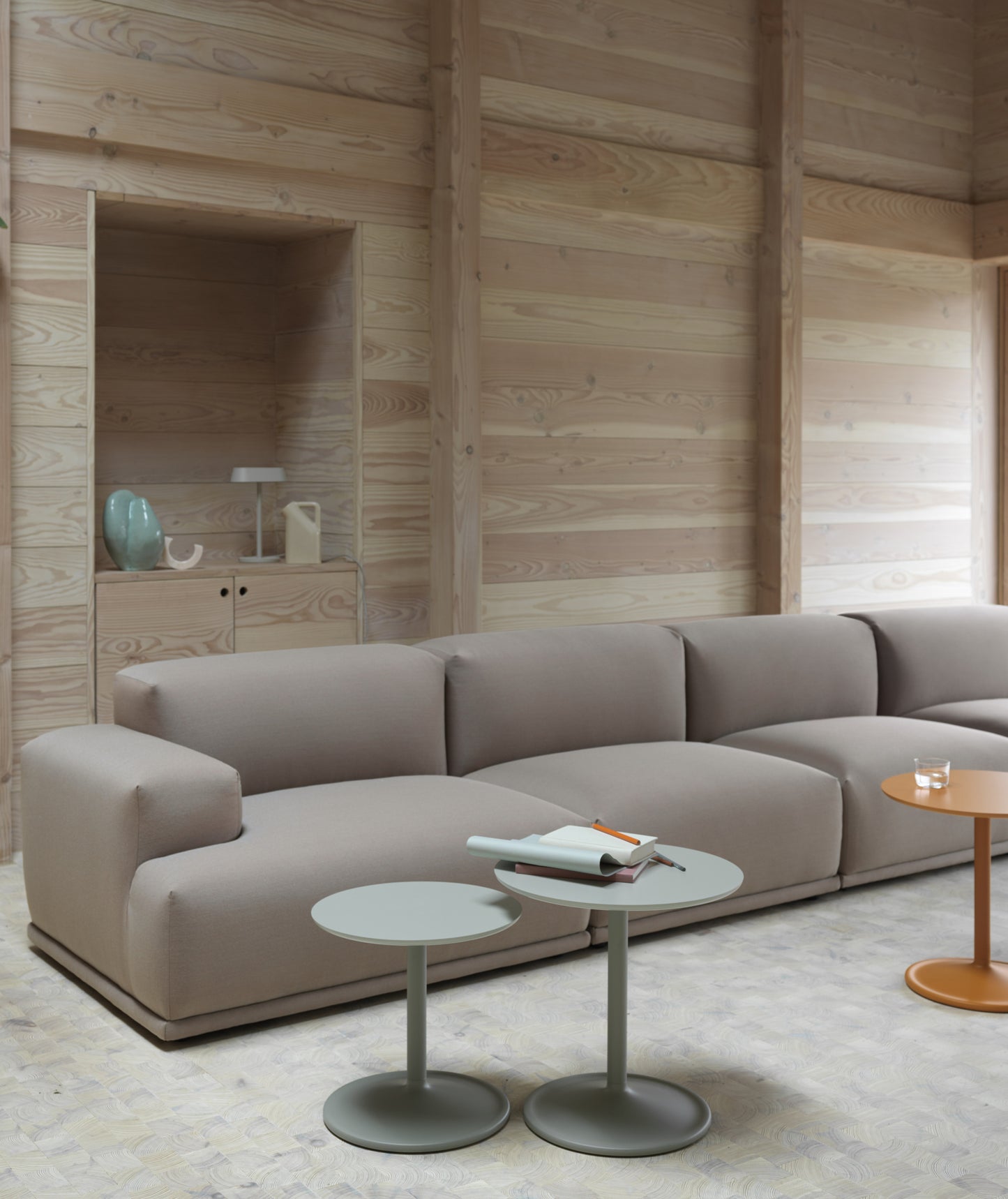 Muuto Soft sivupöytä Ø41 korkea vihreä
