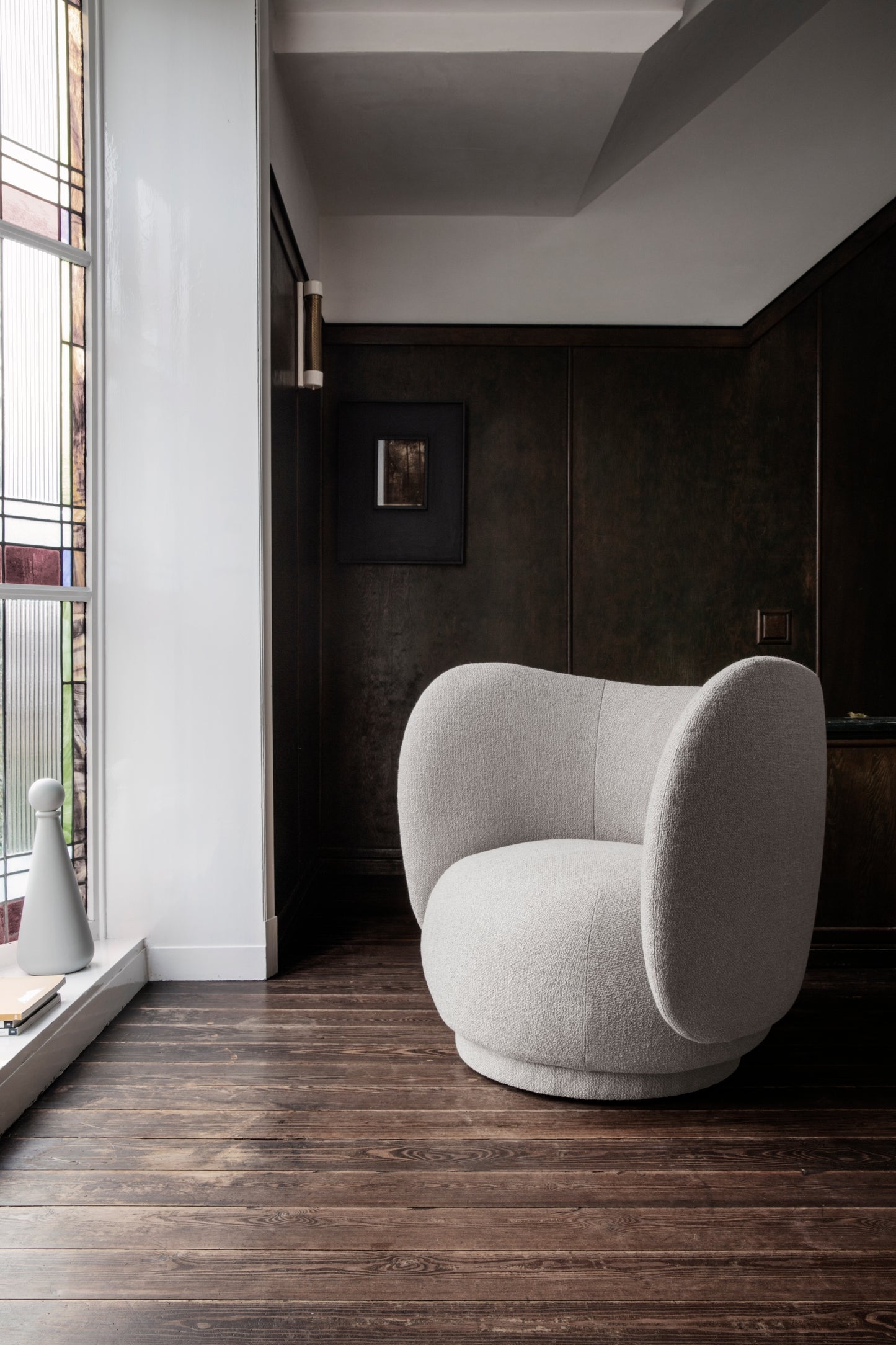 Ferm Living Rico lepotuoli luonnonvalkoinen