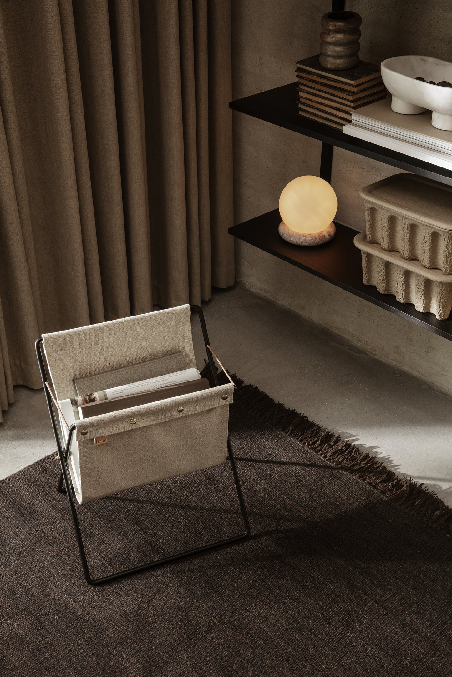 Ferm Living Herman lehtiteline