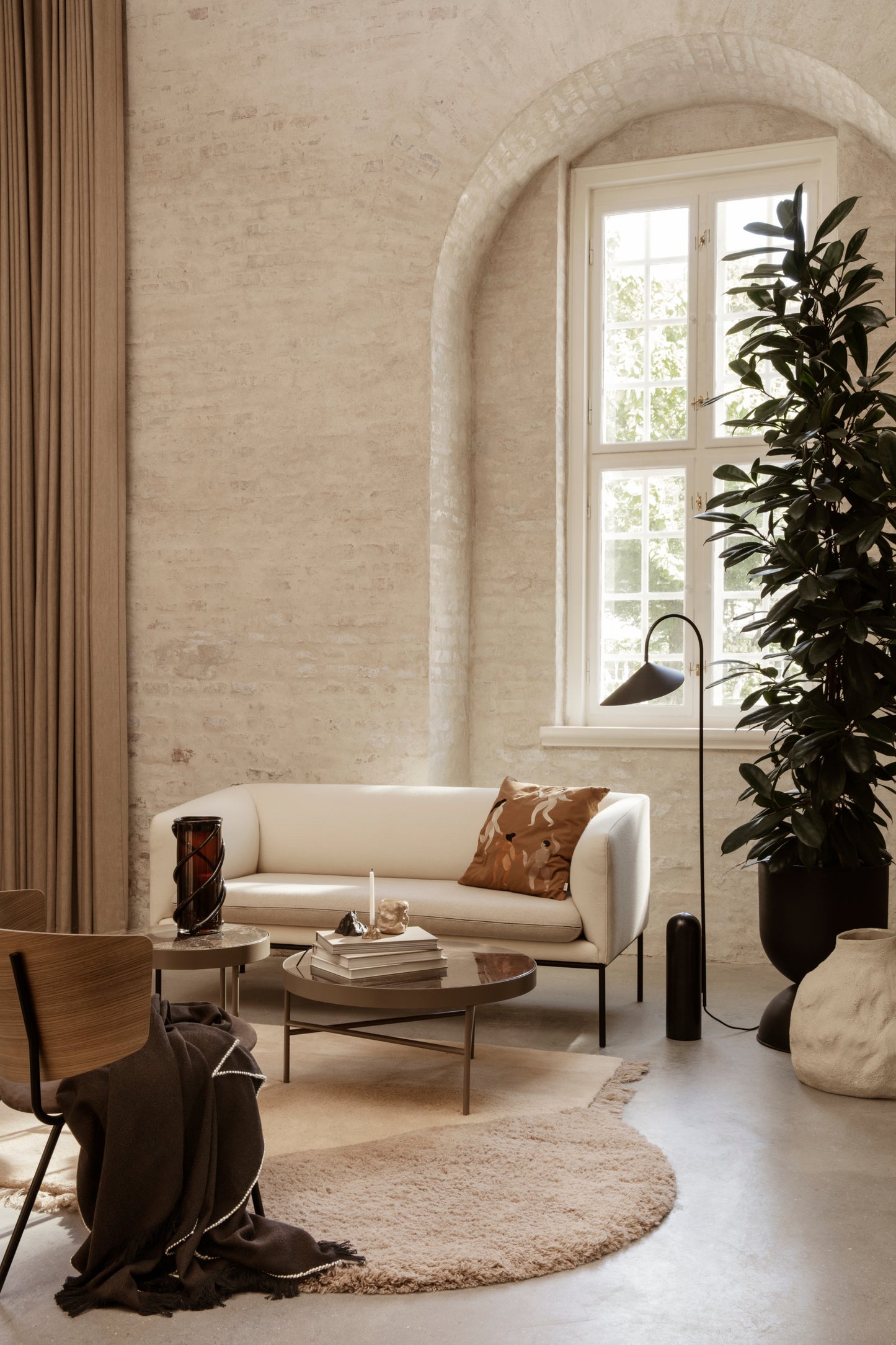 Ferm Living Entwine L maljakko