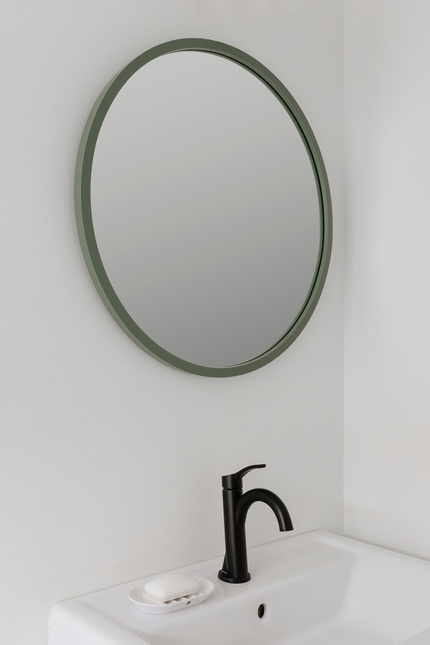 Umbra Hub peili pyöreä 61cm vihreä