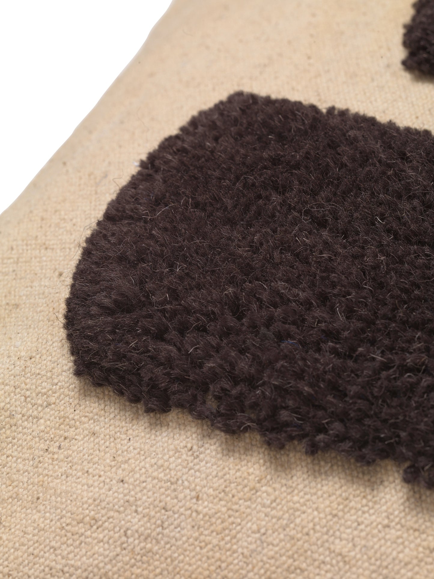Ferm Living Lay tyyny 50x50 hiekka/tummanruskea
