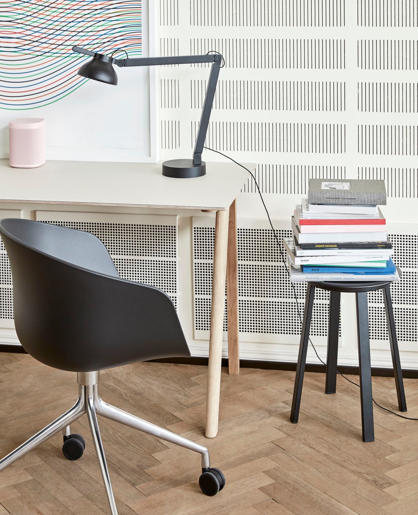 HAY PC varrellinen pöytävalaisin musta