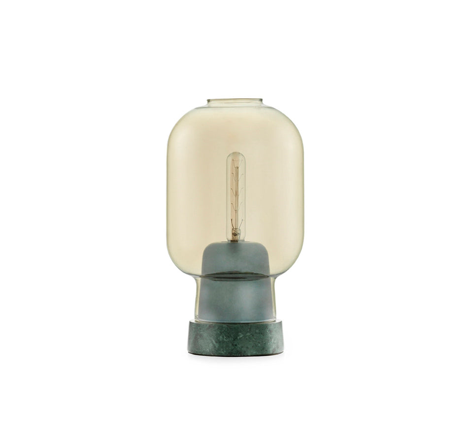 Normann Copenhagen Amp pöytävalaisin vihreä/kulta