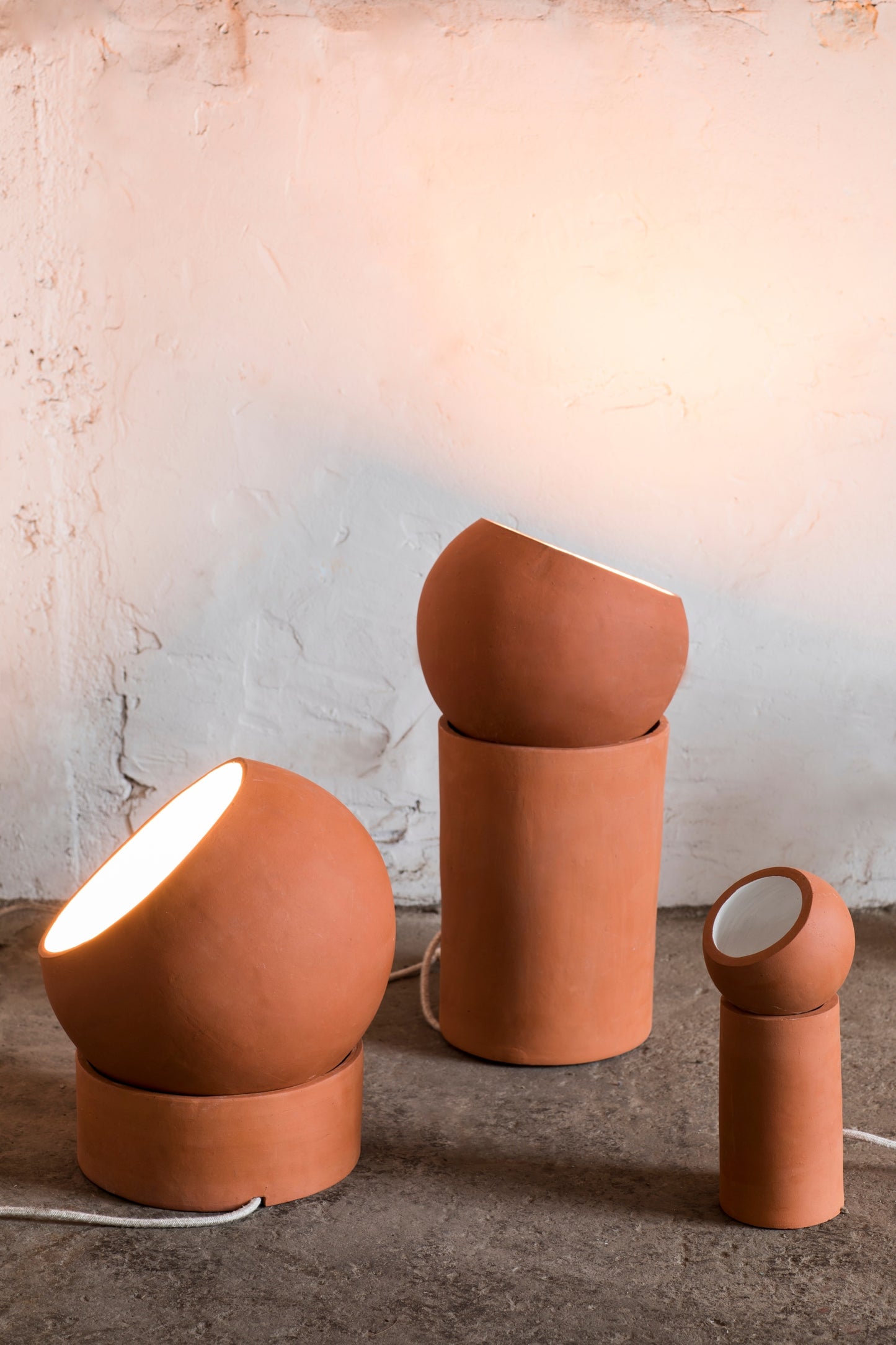 Serax Terra Light M pöytävalaisin terrakotta
