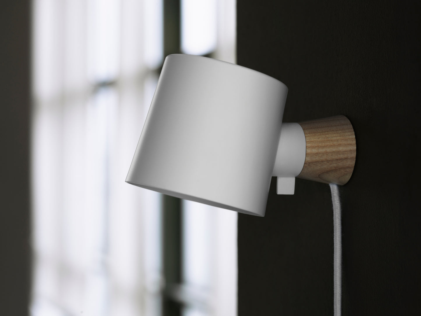 Normann Copenhagen Rise seinävalaisin valkoinen