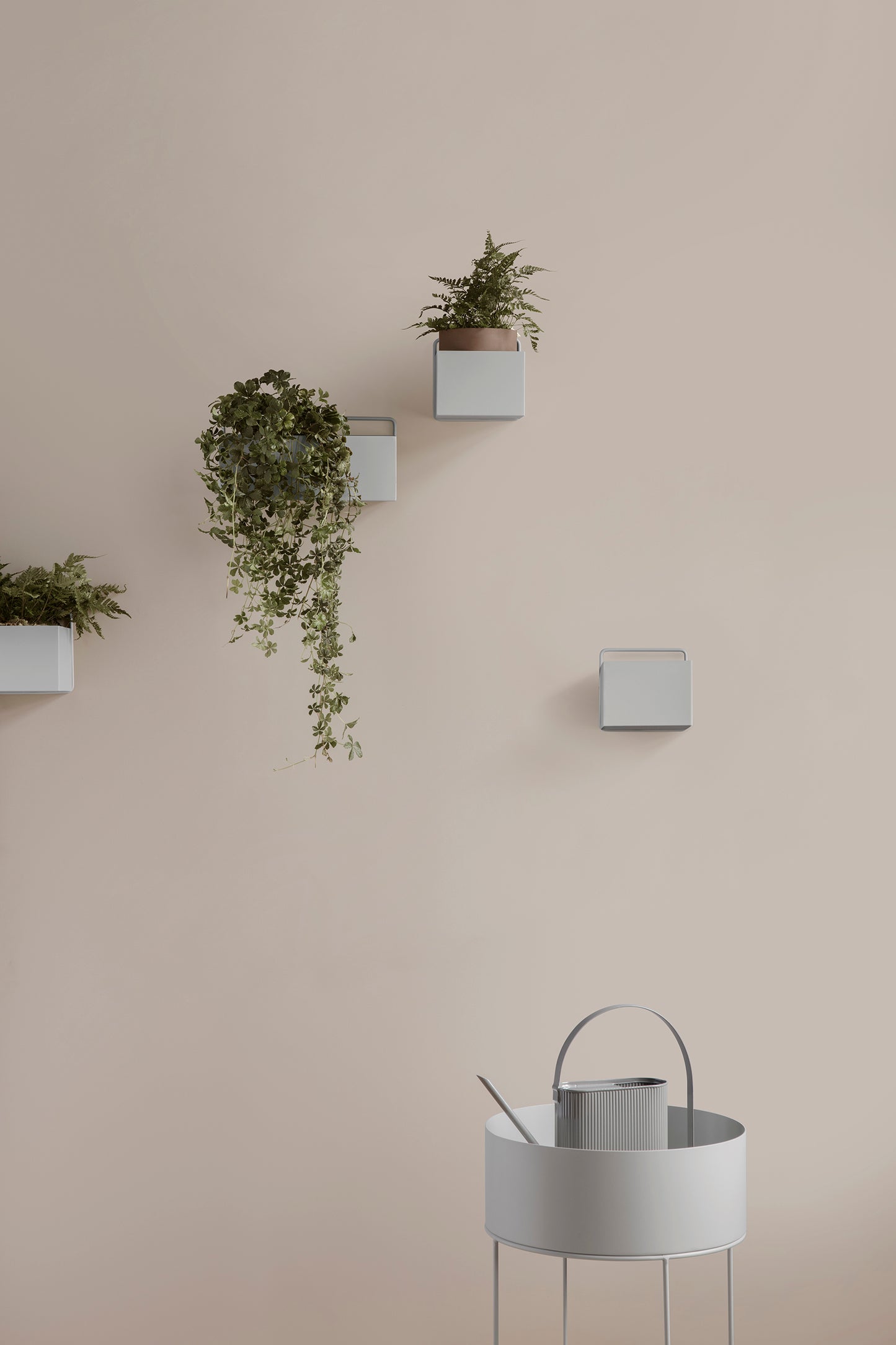 Ferm Living Plant box pyöreä vaaleanharmaa