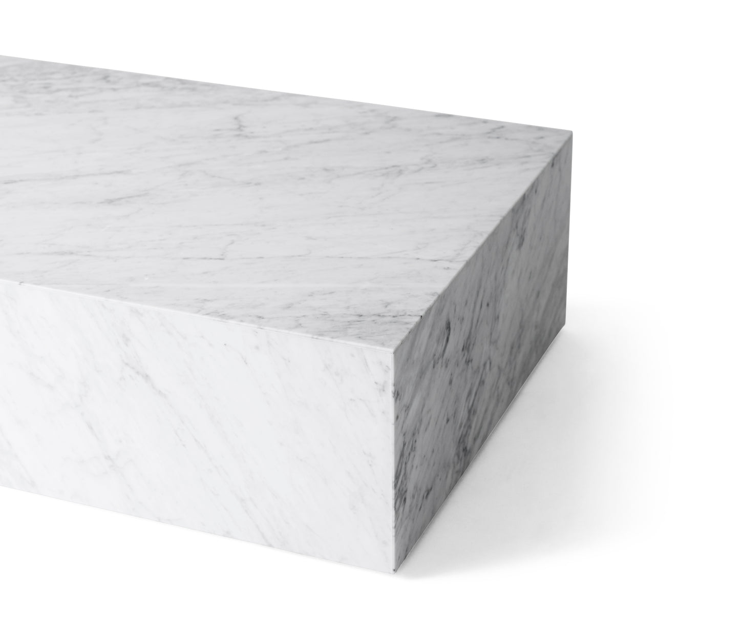 Menu Plinth matala sohvapöytä Carrara marmori