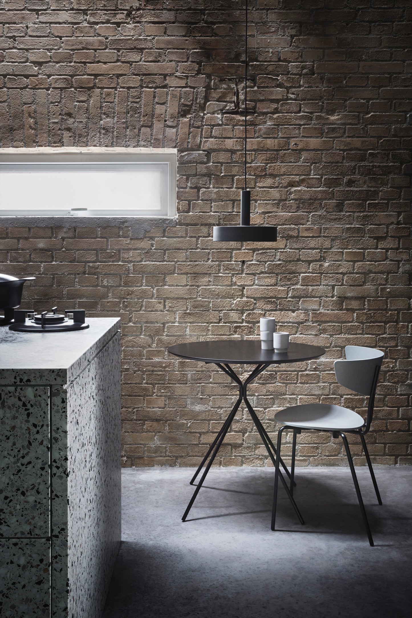 Ferm Living Record varjostin musta