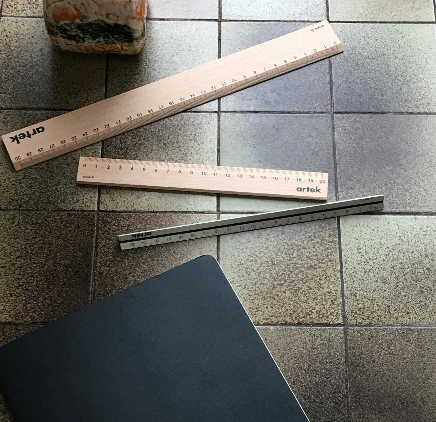 Artek viivotin 30cm pyökki