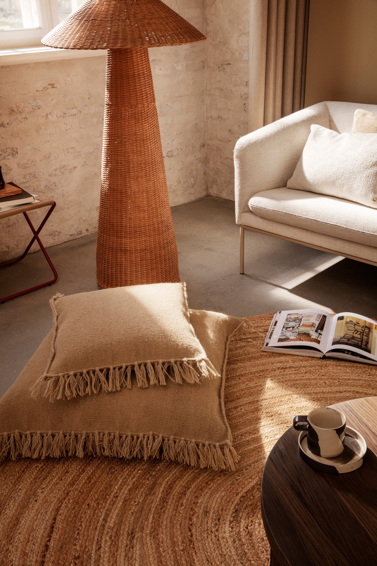 Ferm Living Dou lattiavalaisin