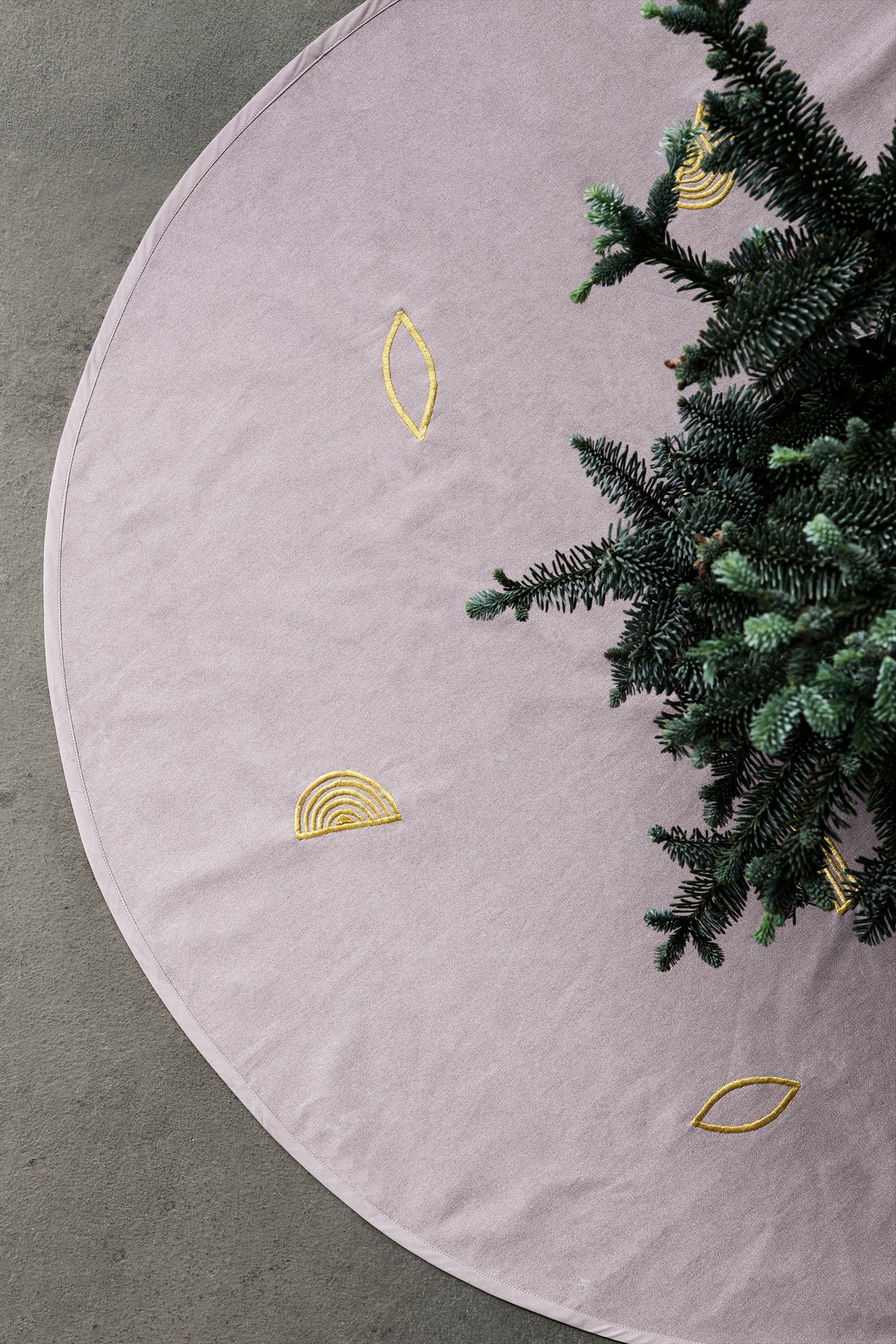 Ferm Living kuusenalusmatto roosa