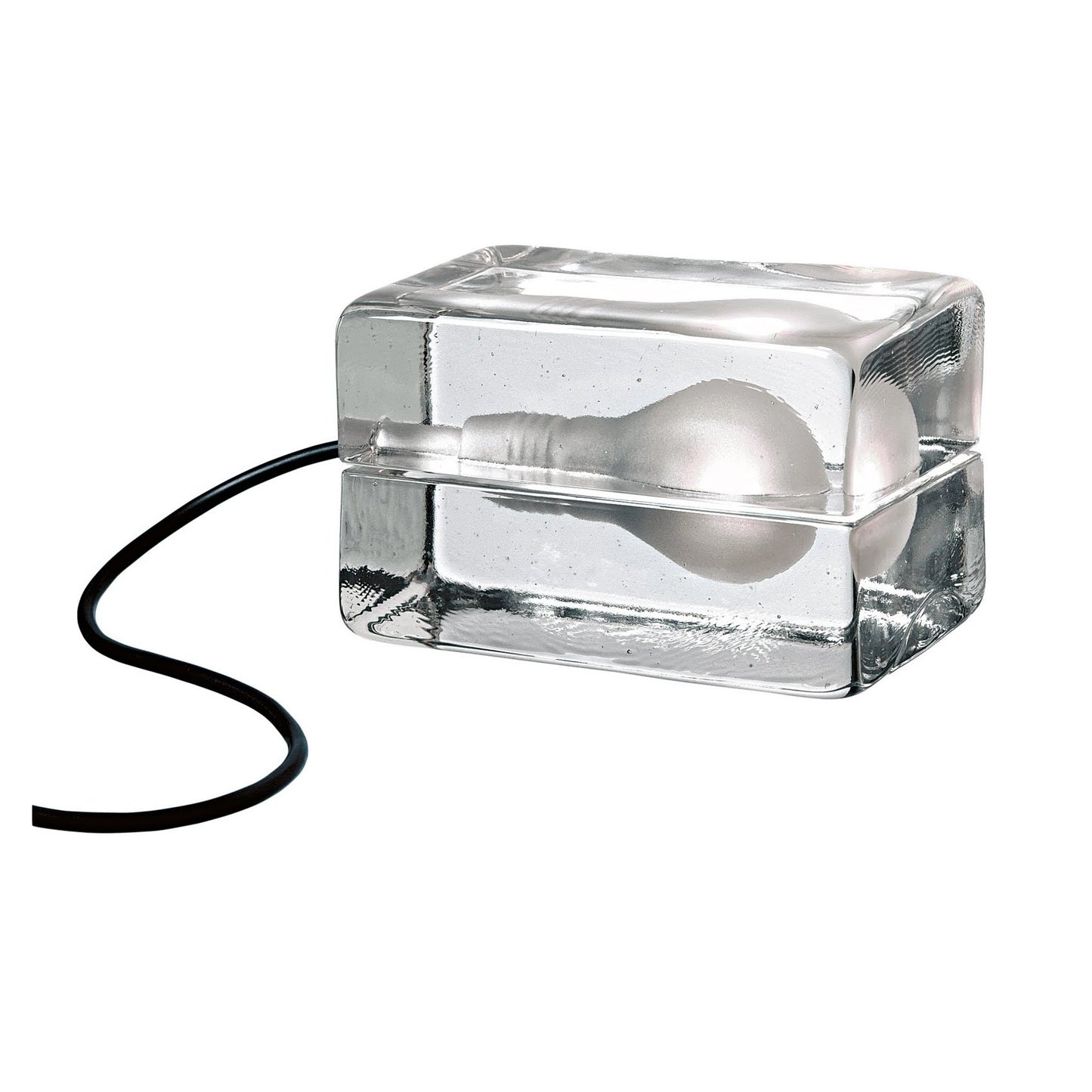 Design House Stockholm Block mustalla johdolla