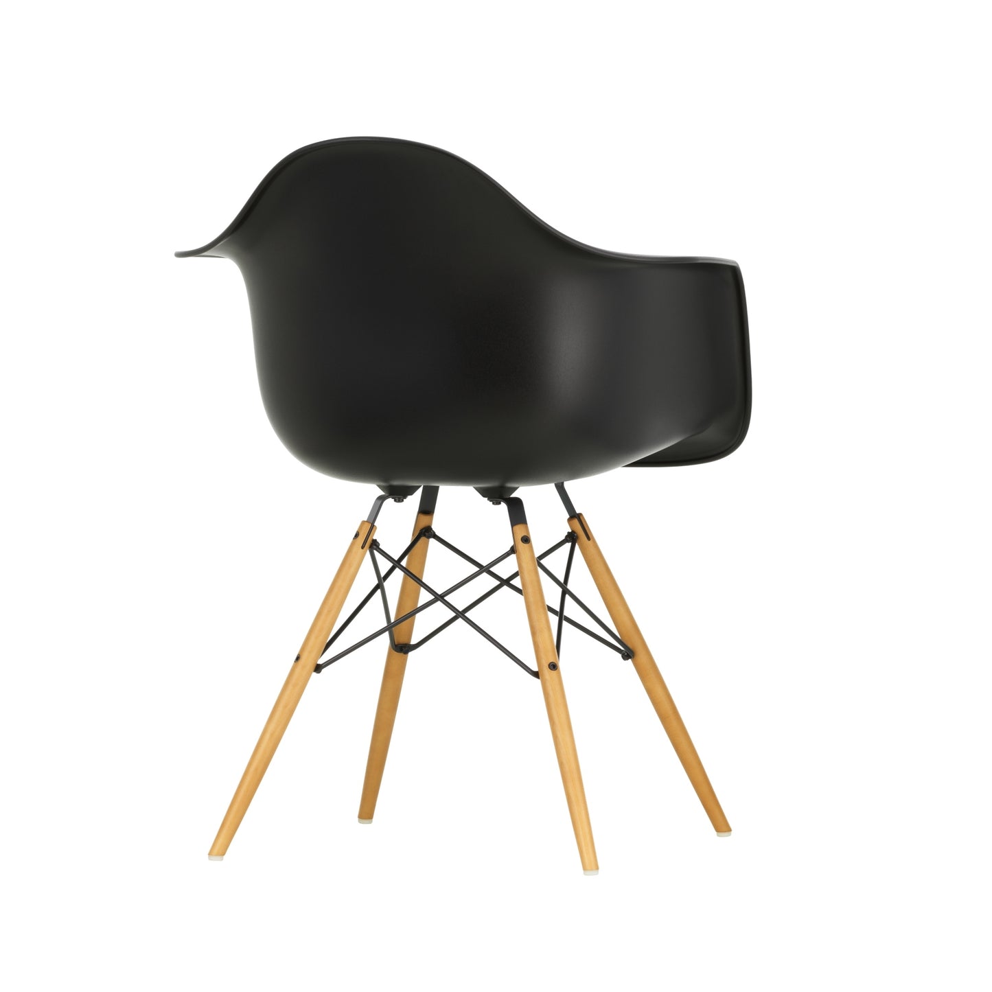 Vitra Eames DAW tuoli musta/vaahtera