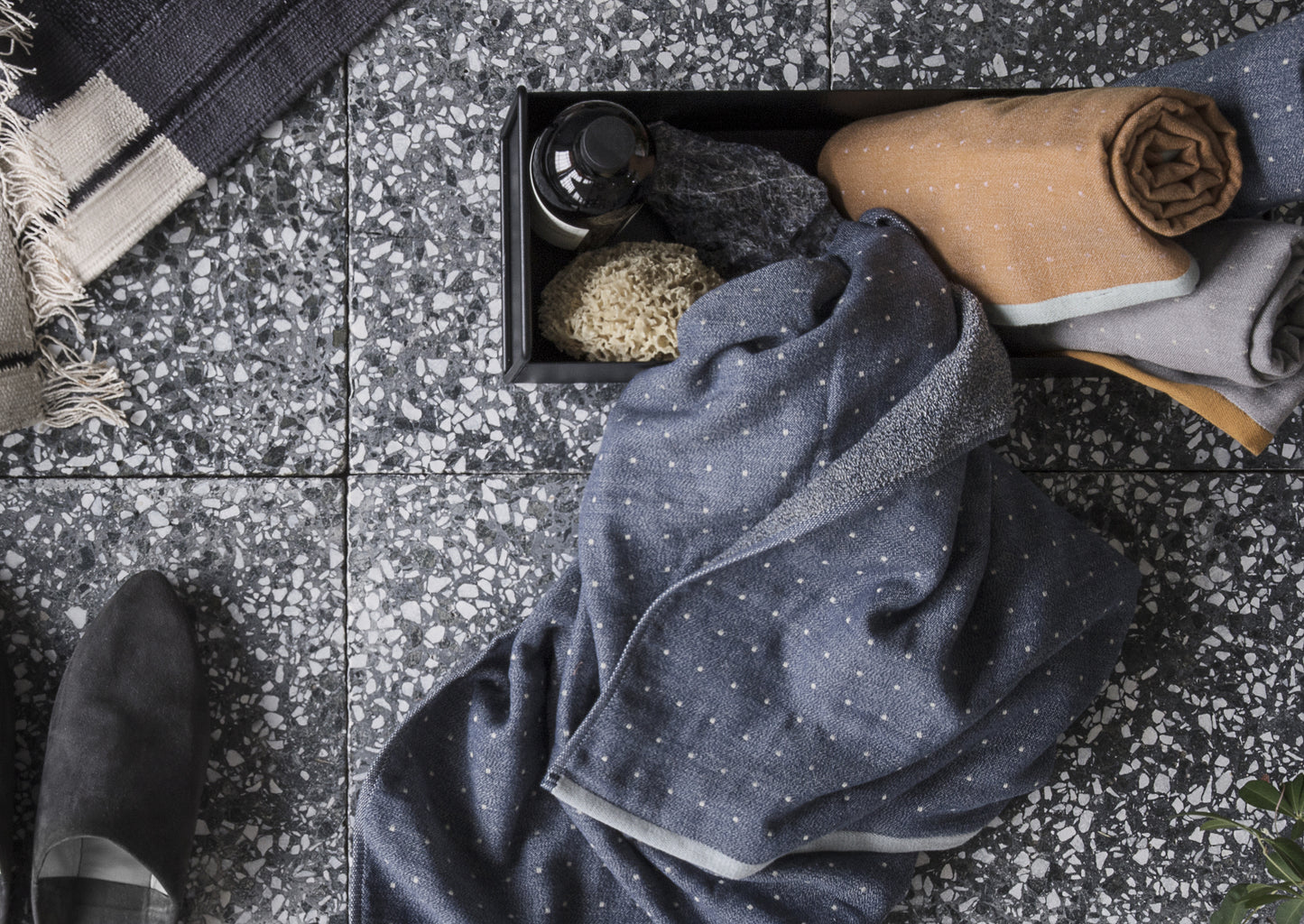 Ferm Living Plant box pieni musta