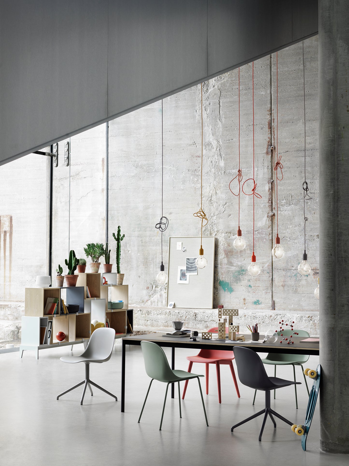 Muuto Fiber tuoli, pyörivä, harmaa