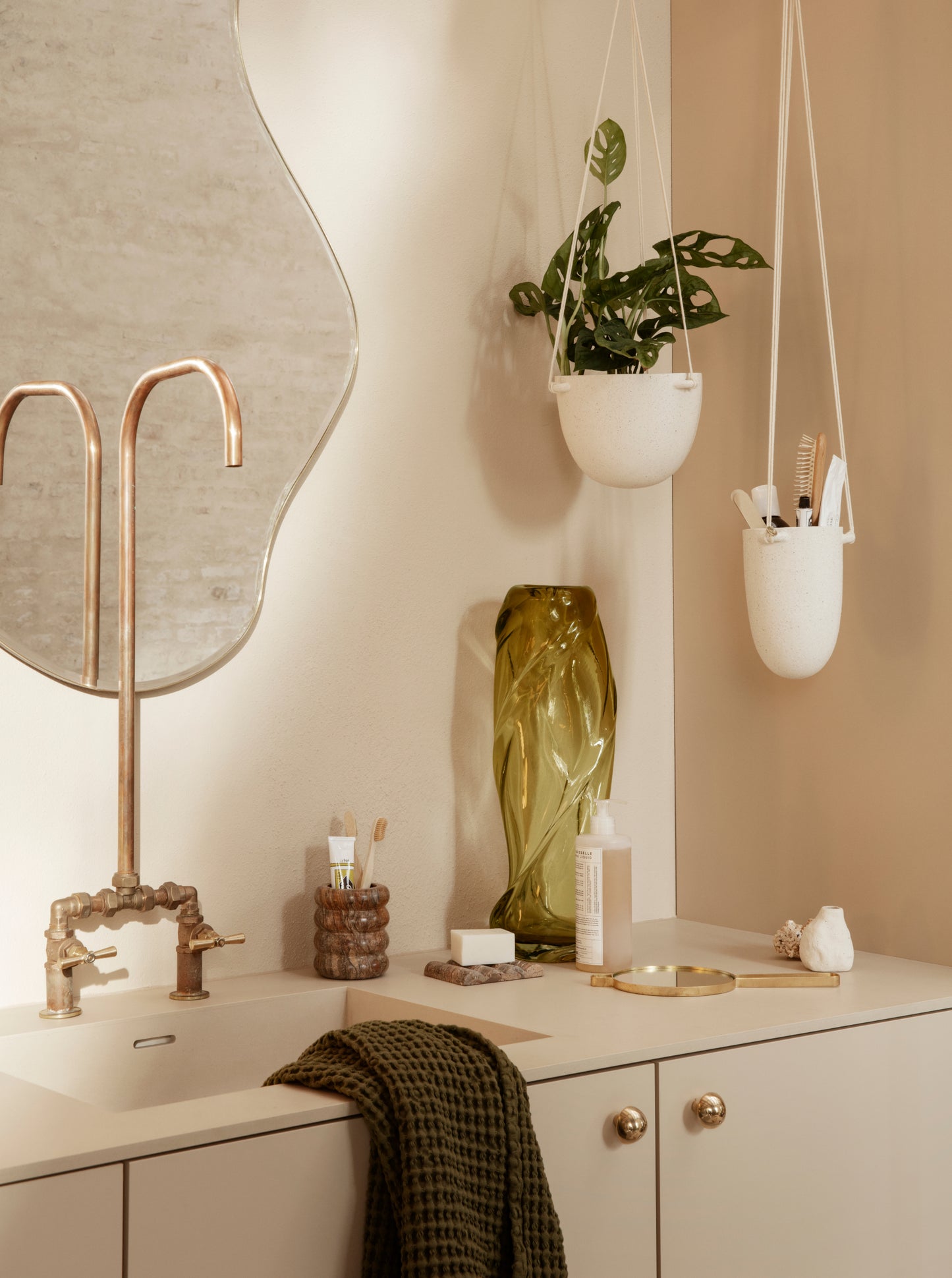 Ferm Living Pond L peili kromi