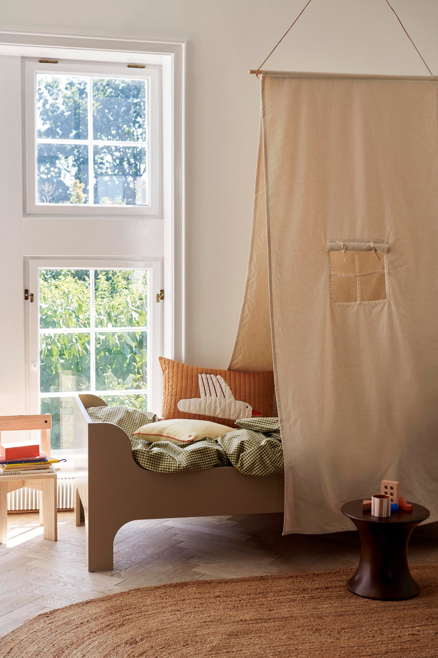 Ferm Living Settle sänkykatos luonnonvalkoinen