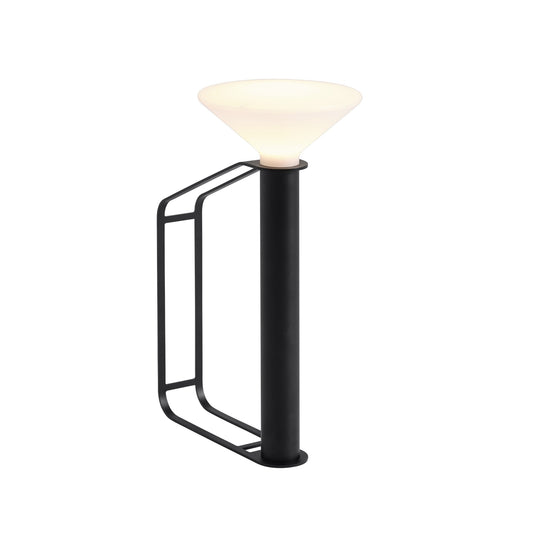 Muuto Piton Portable pöytävalaisin musta