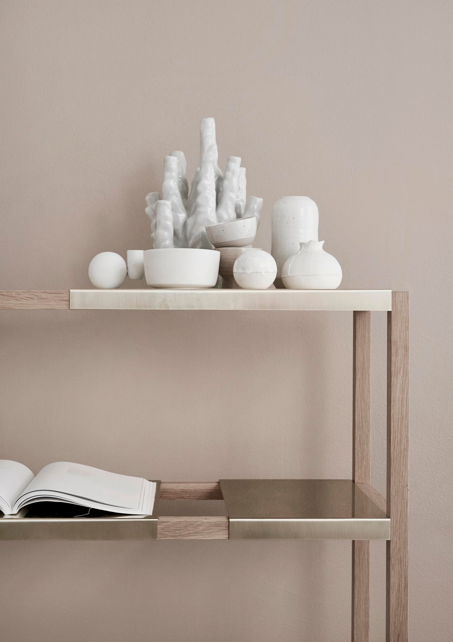 Adea The Botanic Shelf keskikokoinen tammi/messinki
