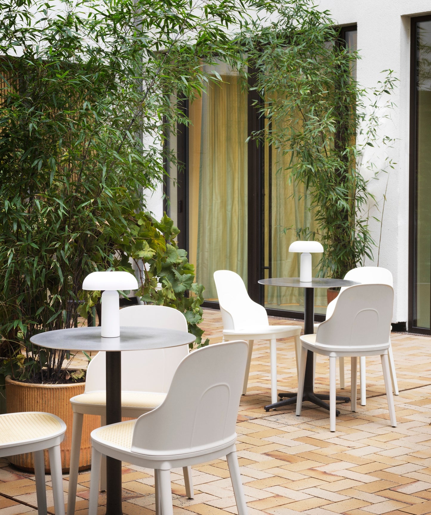 Normann Copenhagen Allez tuoli valkoinen