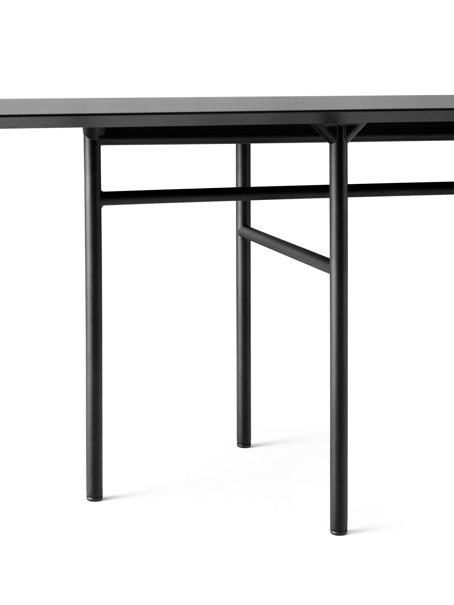 Menu Snaregade pöytä 200x90 musta tammi