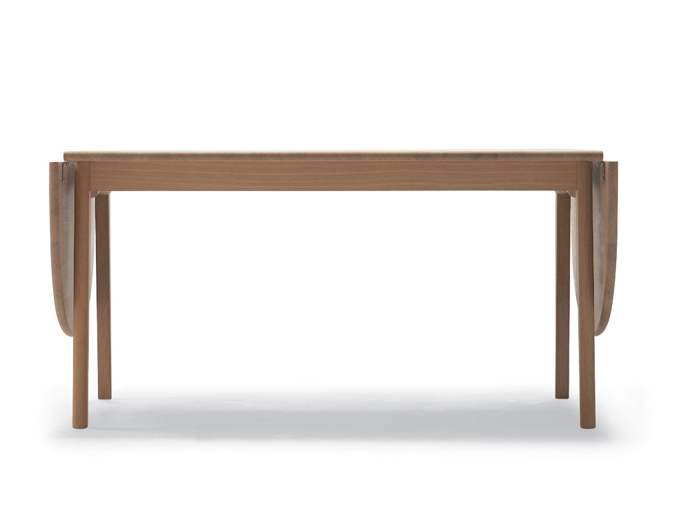 Carl Hansen & Søn CH006 pöytä
