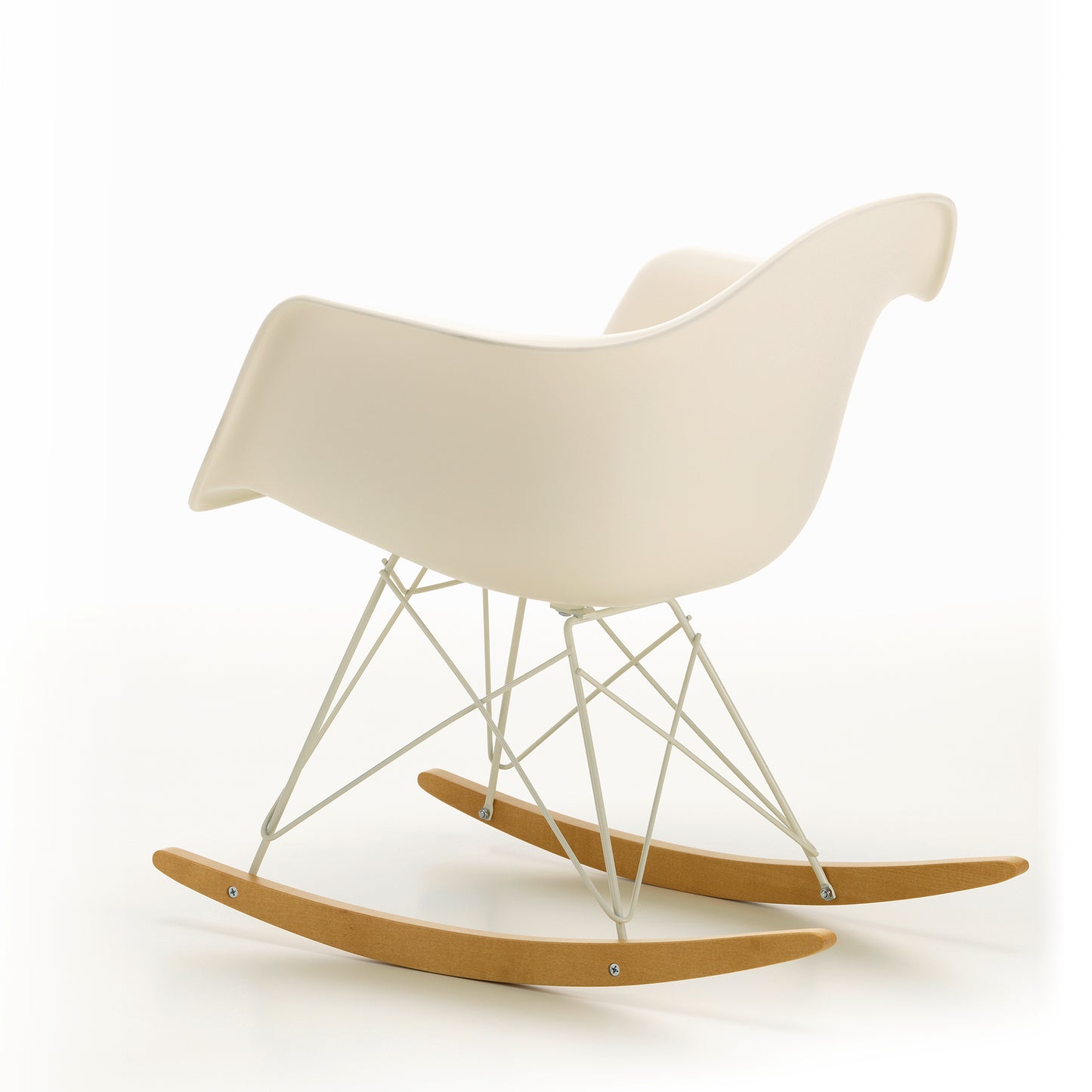 Vitra Eames RAR keinutuoli kerma