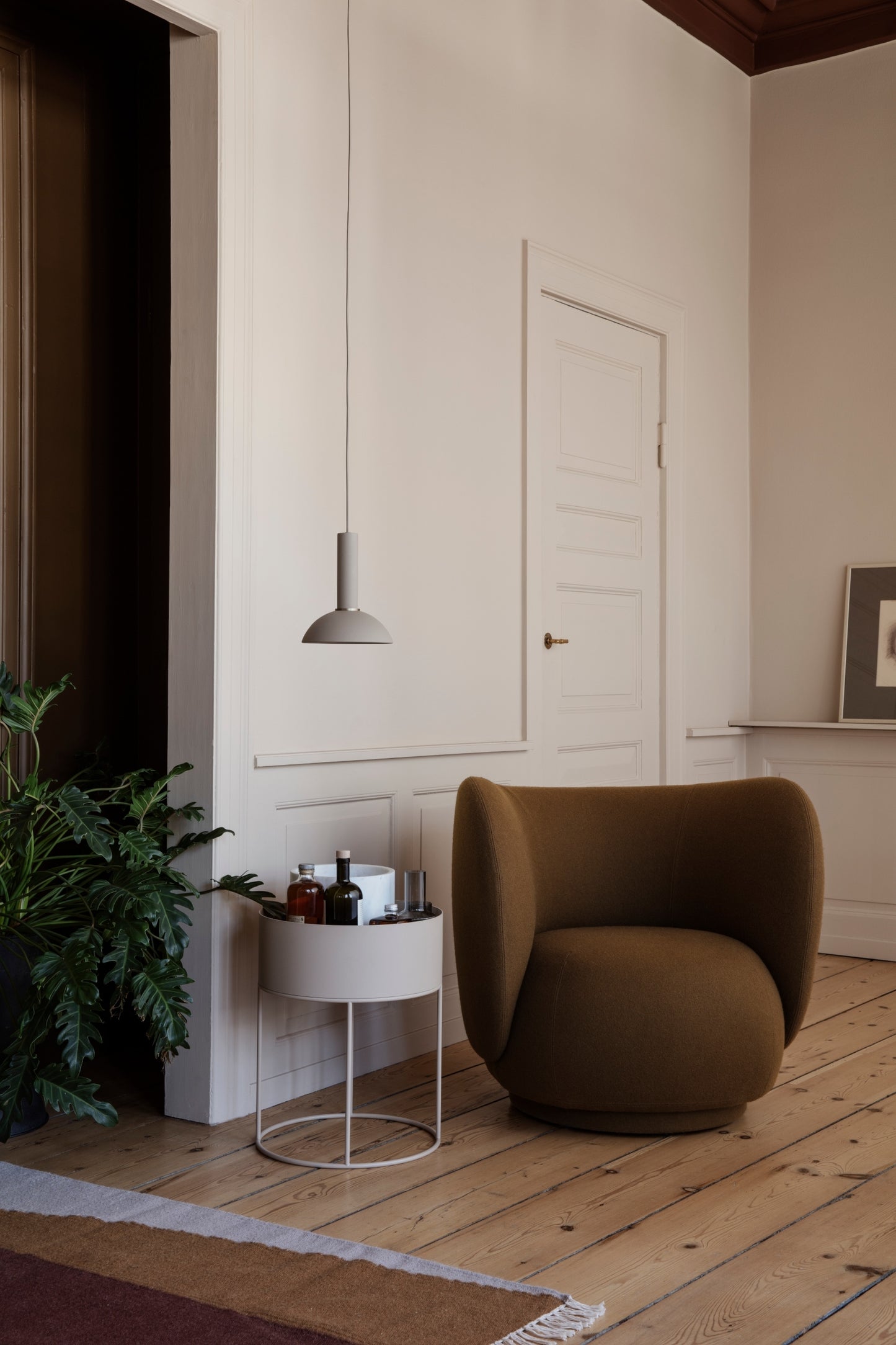 Ferm Living Plant box pyöreä vaaleanharmaa