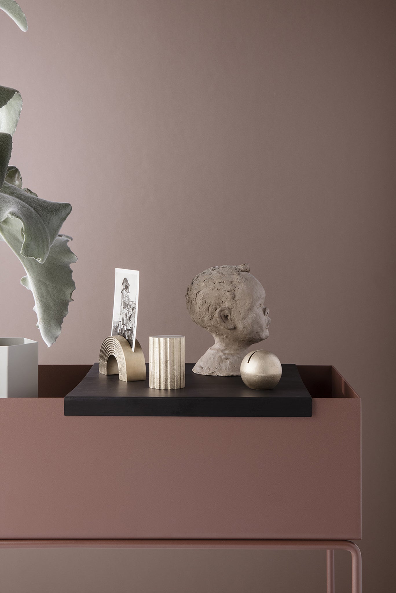 Ferm Living korttipidike Column messinki